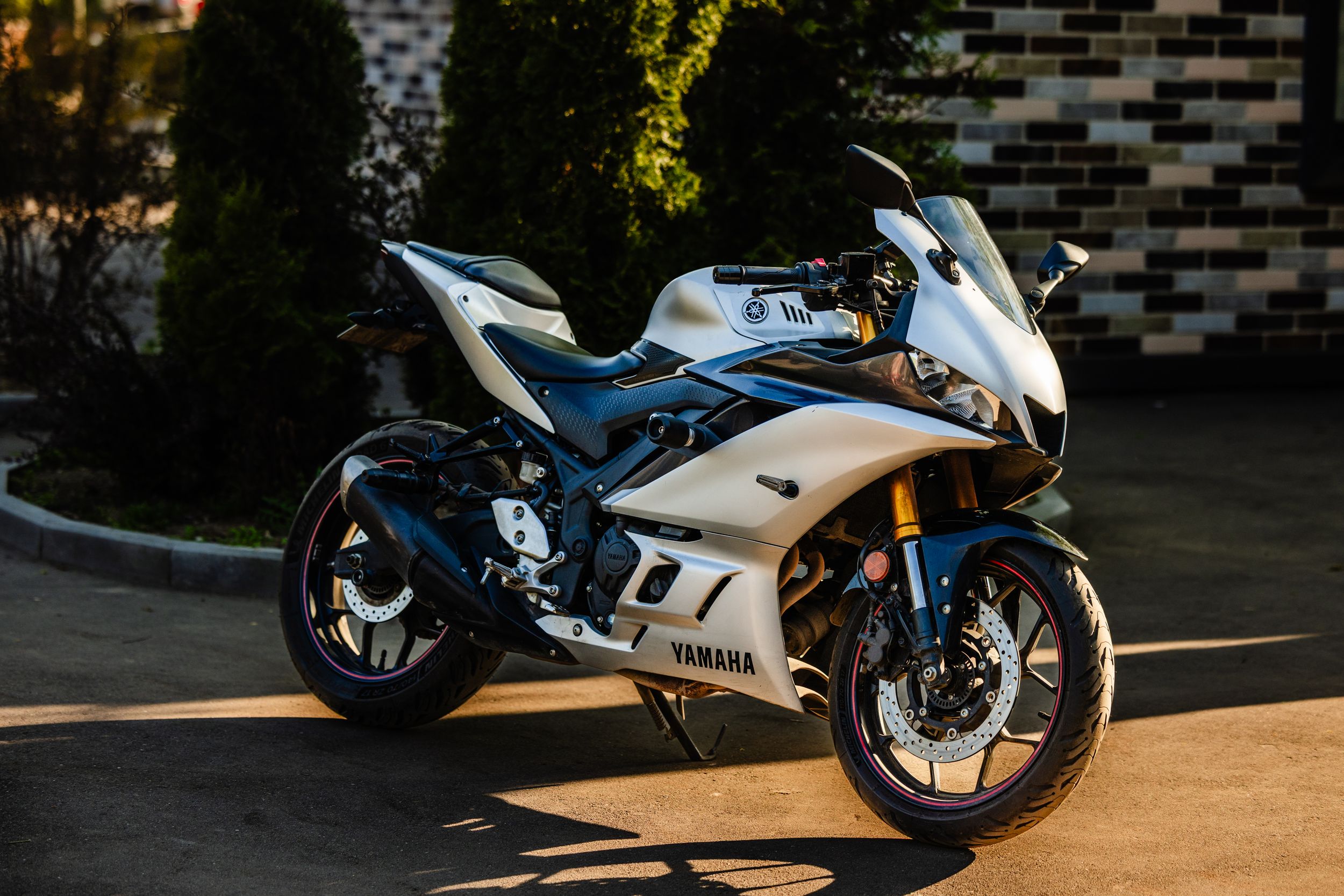 Yamaha YZF-R3: первый спорт, который не напугает